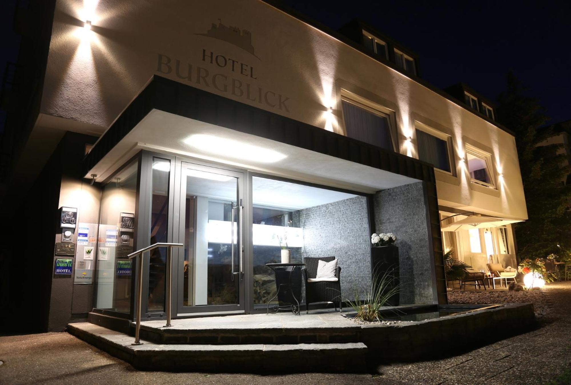 Hotel Burgblick Баденвайлер Екстериор снимка